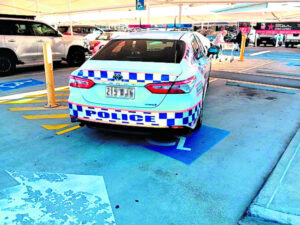 Police condemn FB nosey parkers