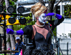 Mardi Gras-Burg celebrates rural pride