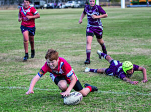 Young Roosters rise in country battle