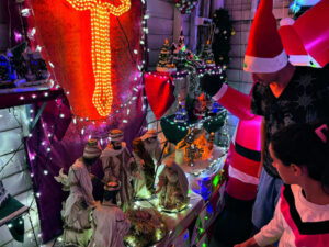 A stunning Christmas display at Glamorganvale