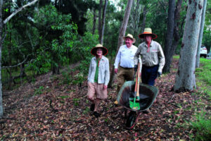 Digging it, learn new skills through Bushcare