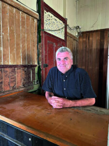 Bursting, regional sprawl ruins country town feel