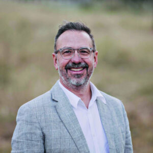 Mutzelburg announces for Blair