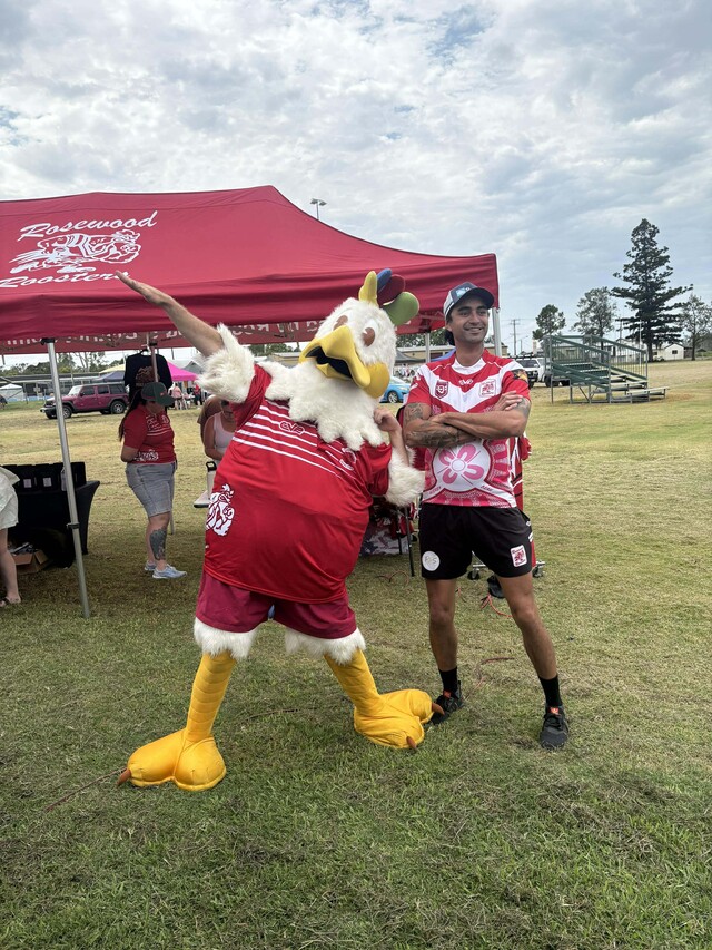 Market adds buzz to Rooster sign on